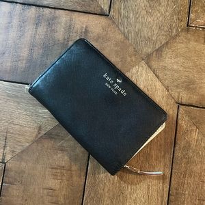 Kate Spade Saffiano Black and White Leather Wallet